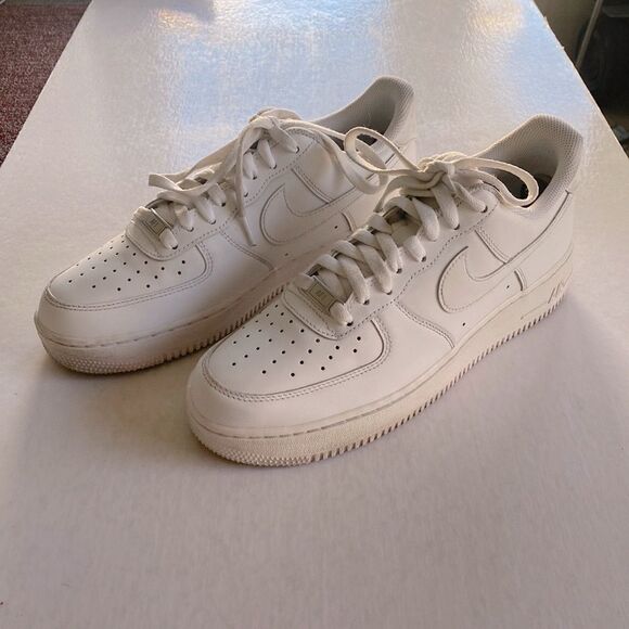 NIKE AF1 CW2288-111 White Leather Sneakers Size 9